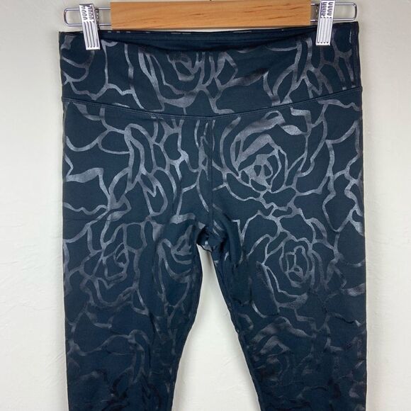 Fabletics Salar Leggings - Printed Veins - Picture 3 of 7